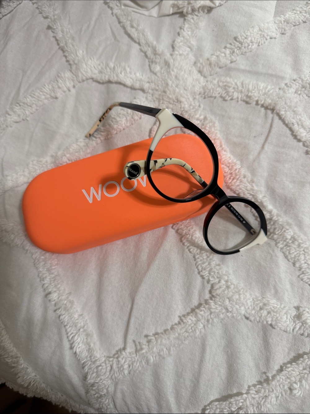 Two-Tone Black & Cream Round Women's Glasses by WOOW